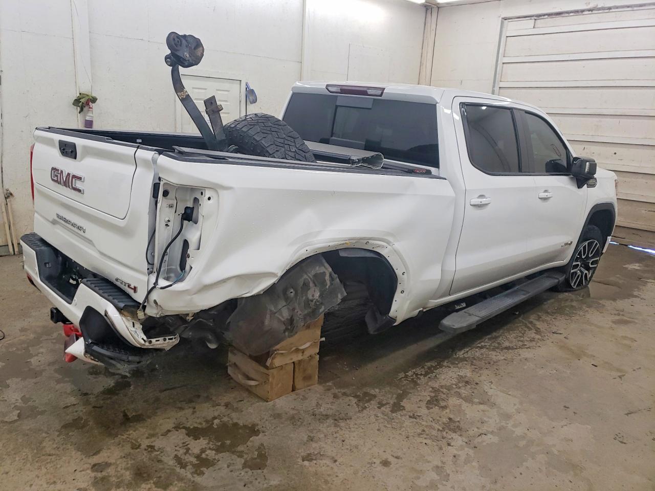 GMC Sierra K1500 At4