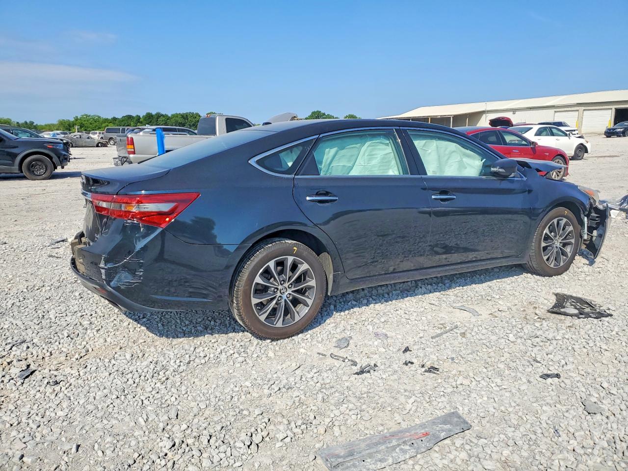Toyota Avalon Xle