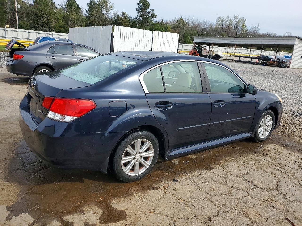Subaru Legacy 2.5i Premium