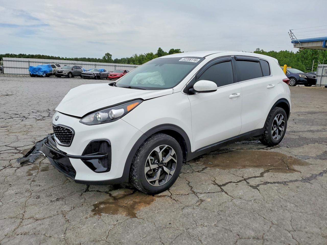 Salvage Kia Sportage Image