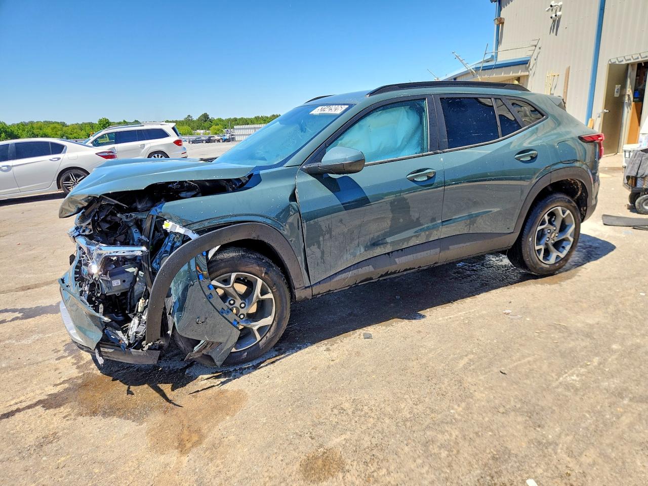 Salvage Chevrolet Trax Image