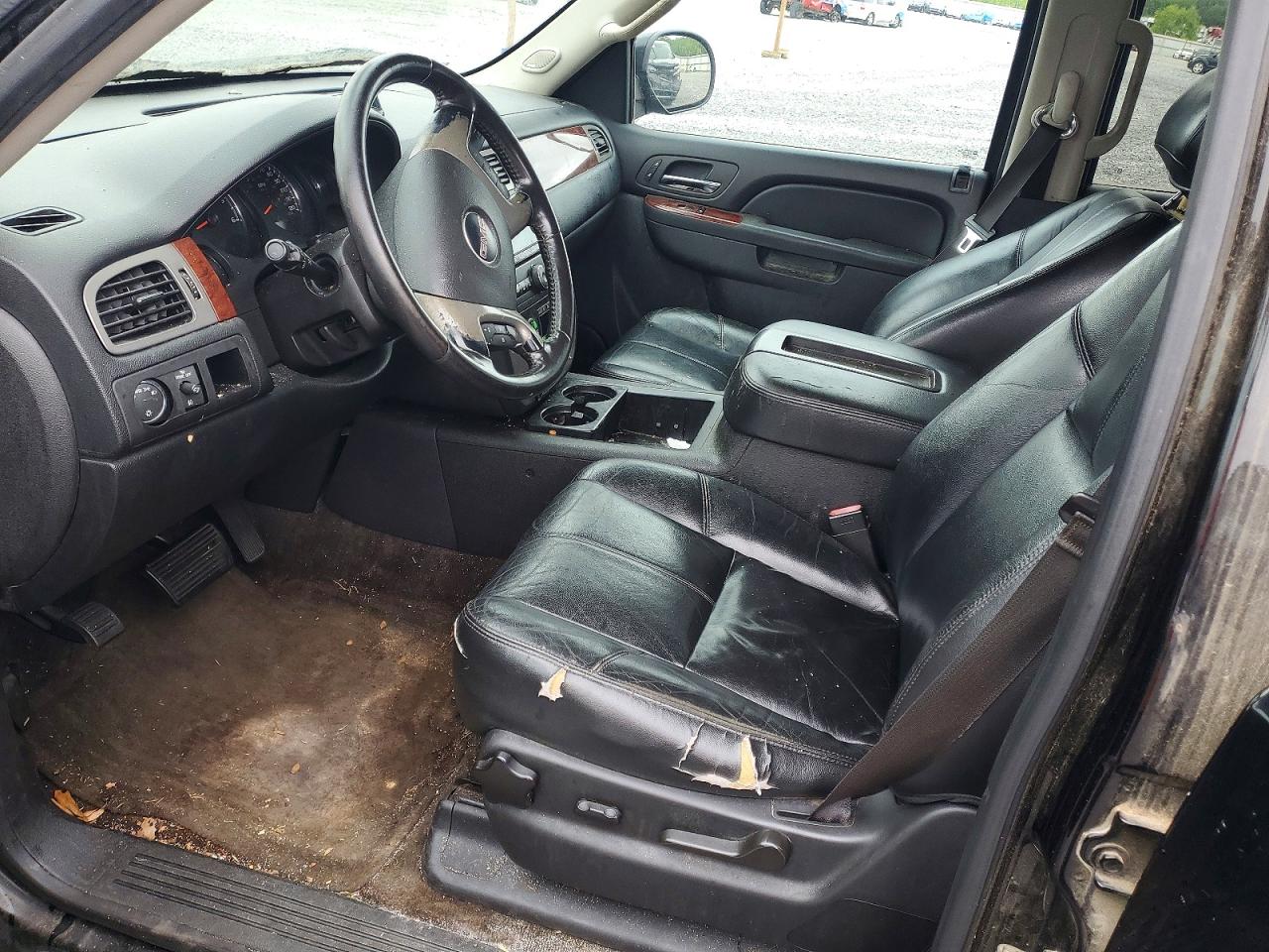 GMC Yukon C1500 Slt