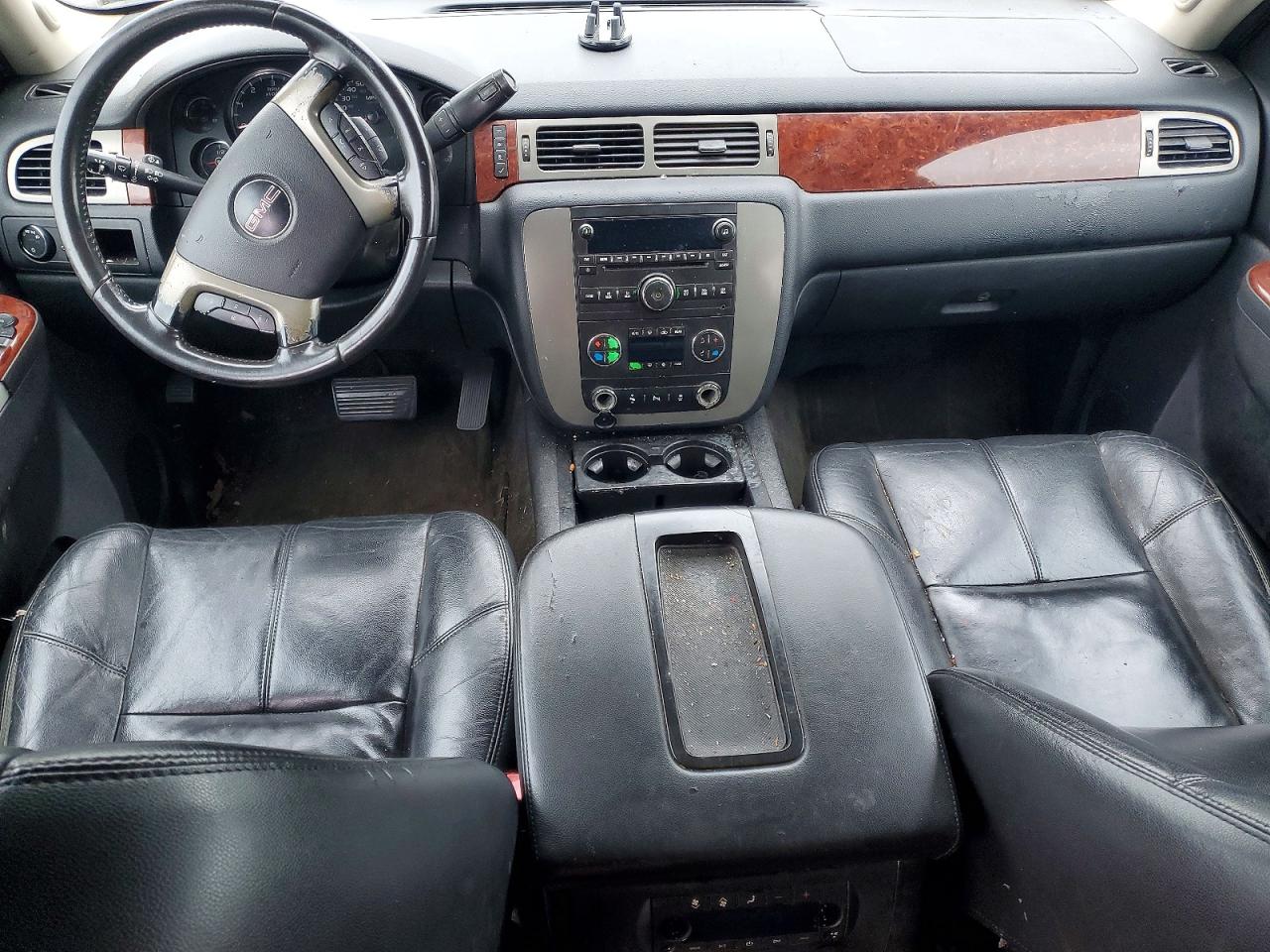 GMC Yukon C1500 Slt