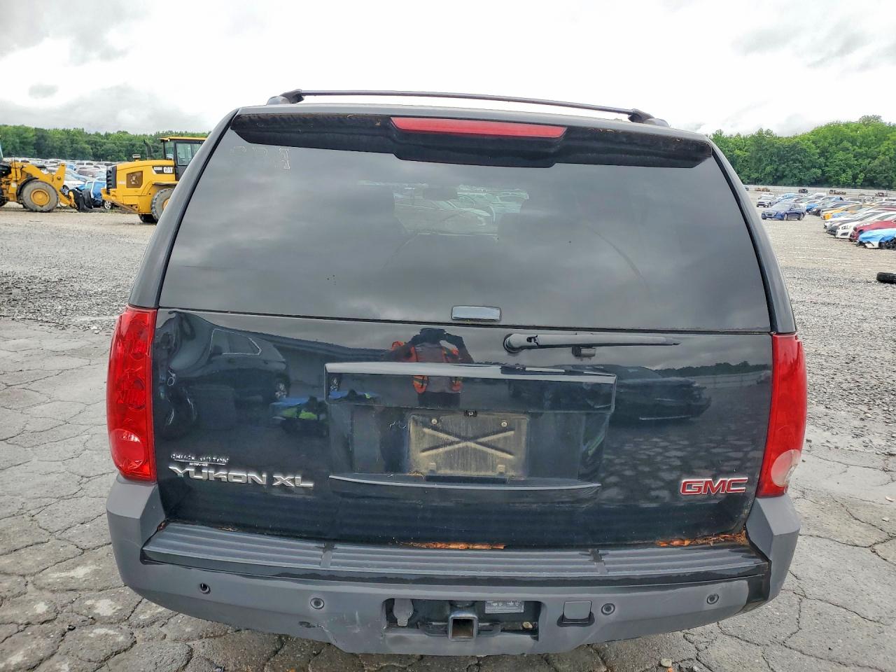 GMC Yukon C1500 Slt