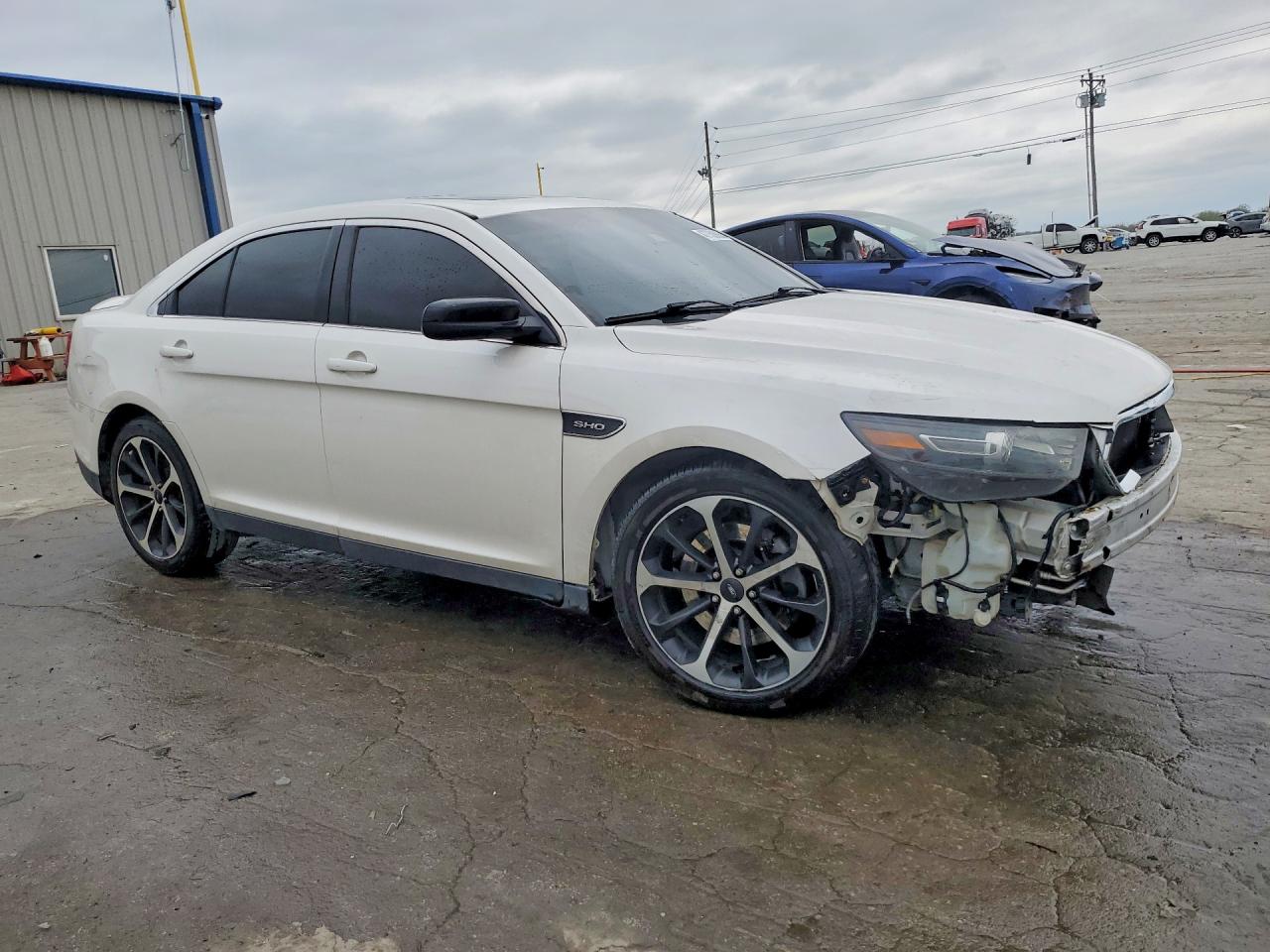 Ford Taurus Sho
