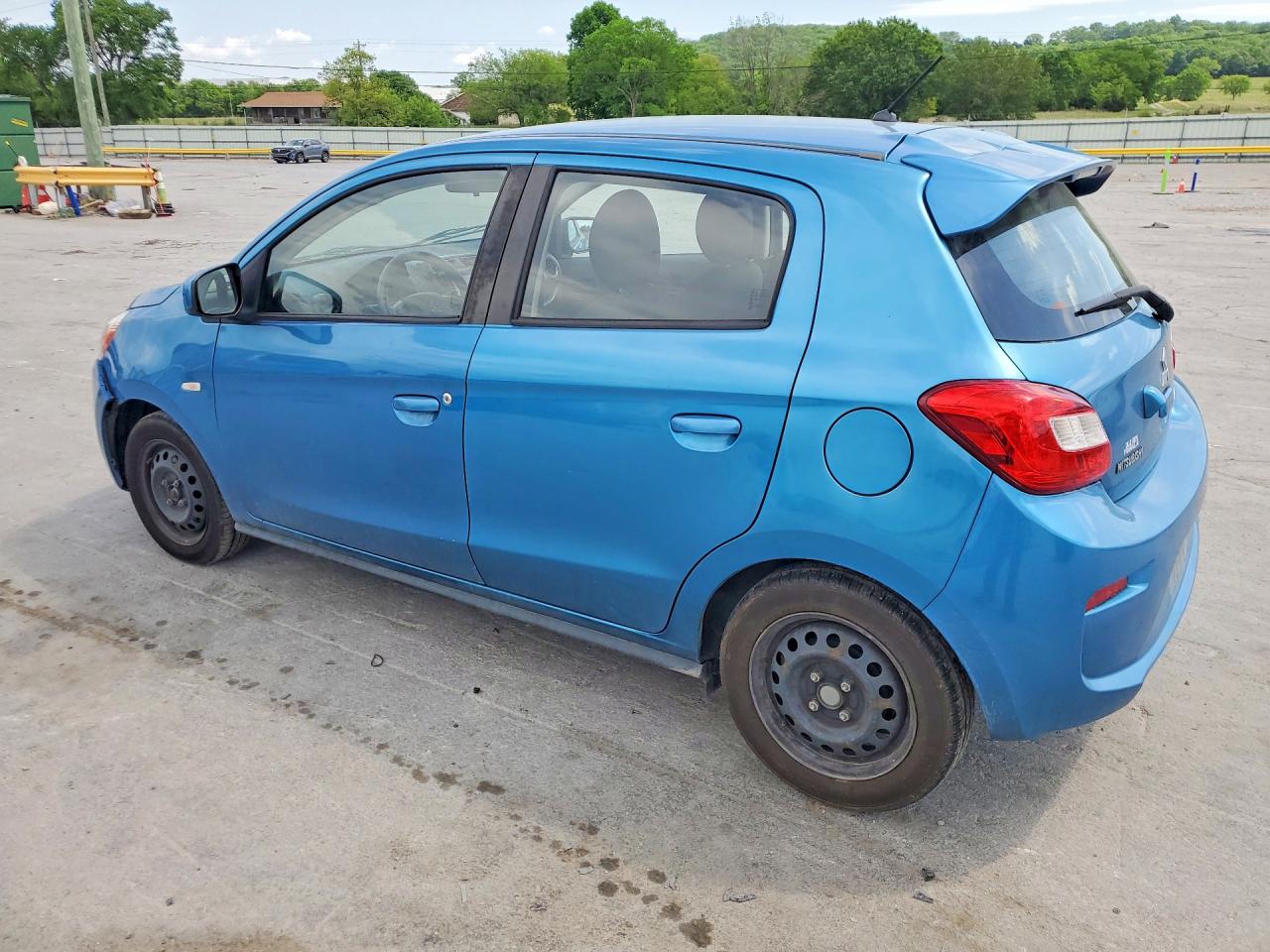 Mitsubishi Mirage Es