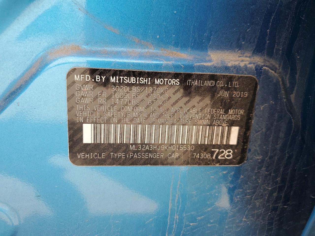 Mitsubishi Mirage Es