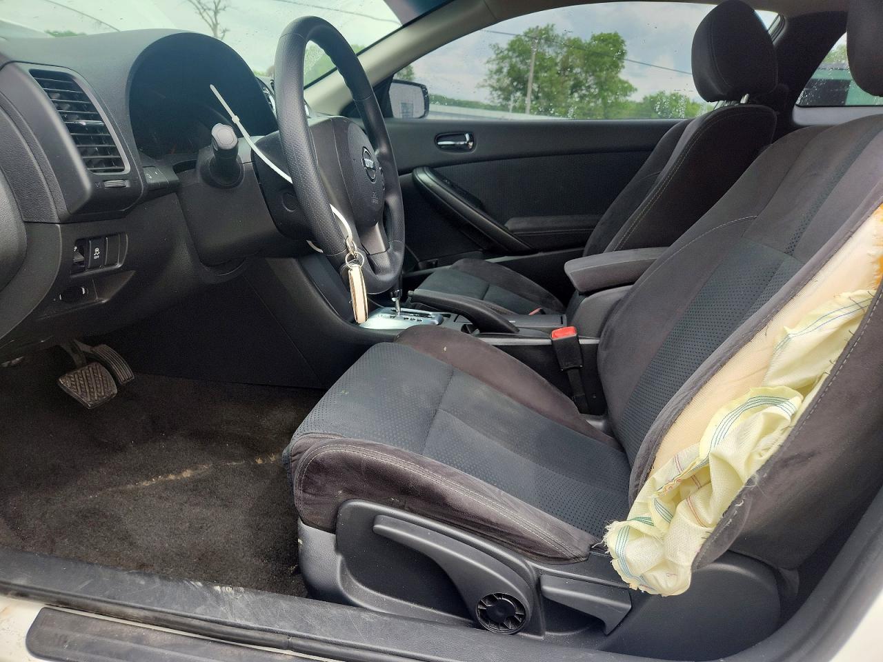 Nissan Altima S