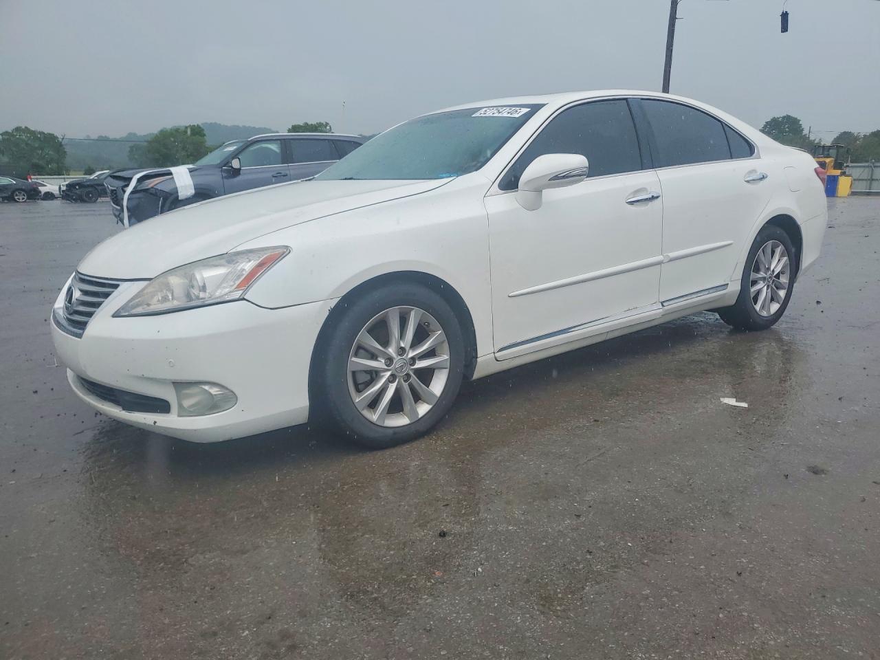 Salvage Lexus Es Image