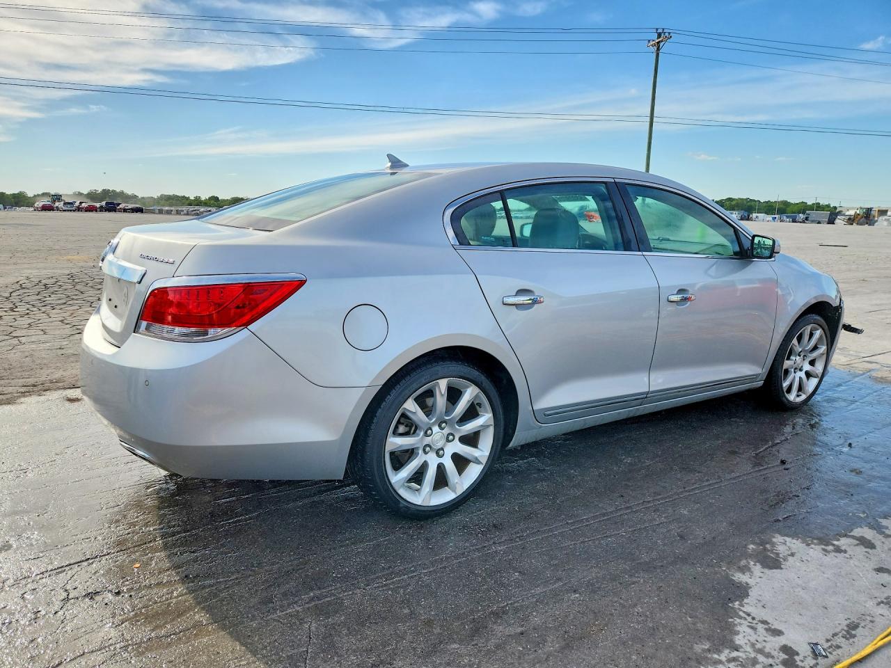 Buick LaCrosse Touring