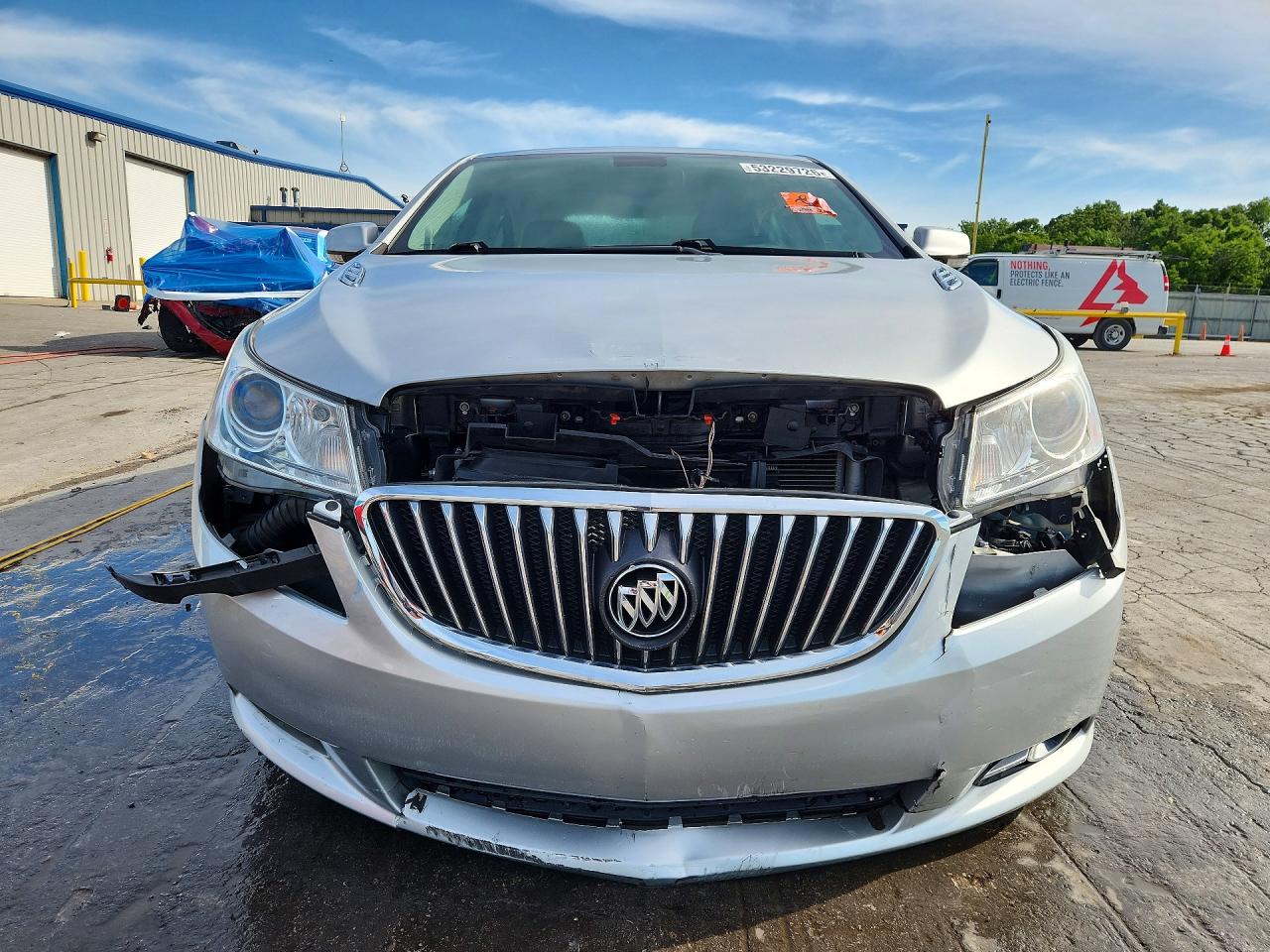 Buick LaCrosse Touring
