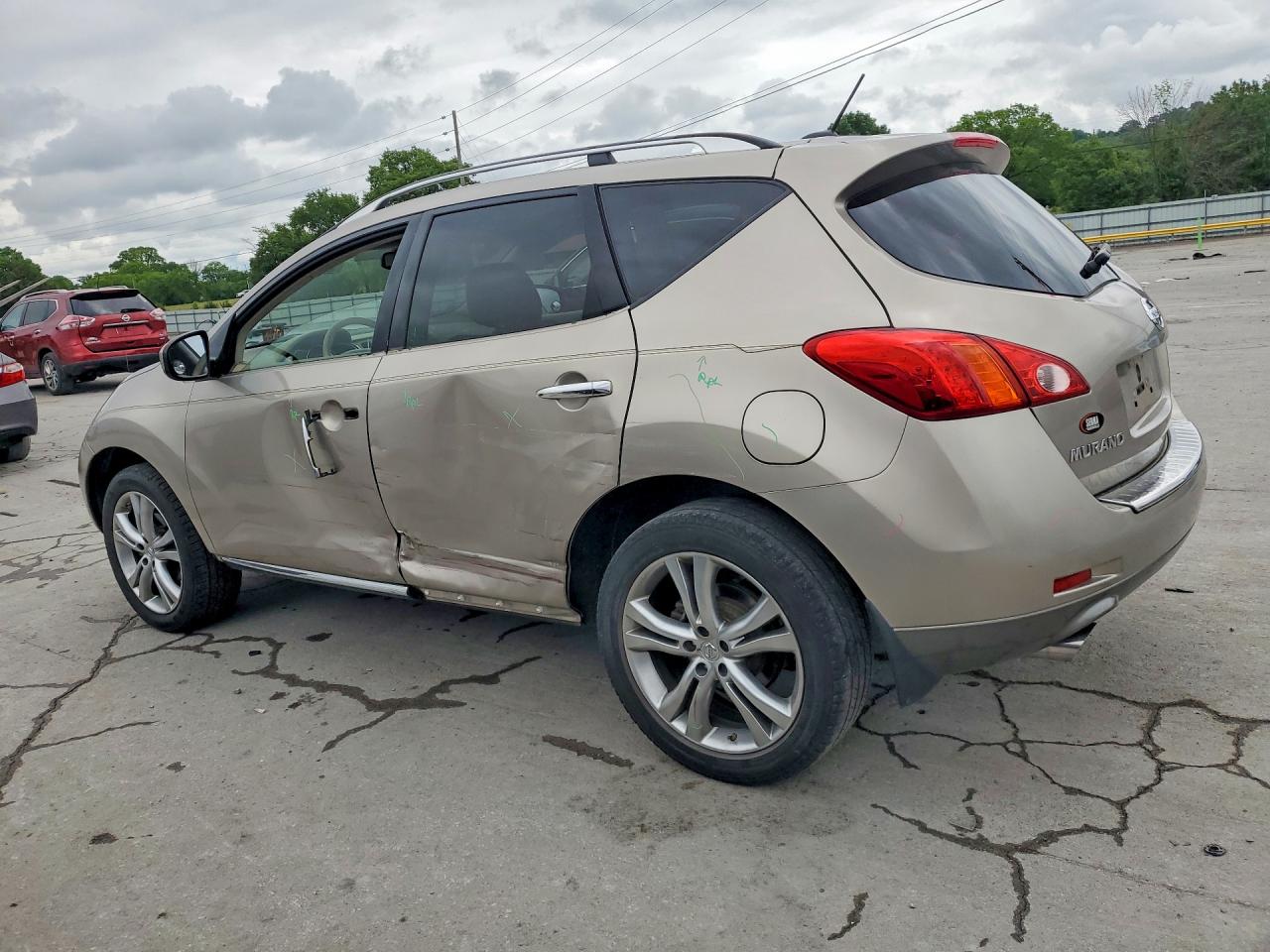 Nissan Murano S