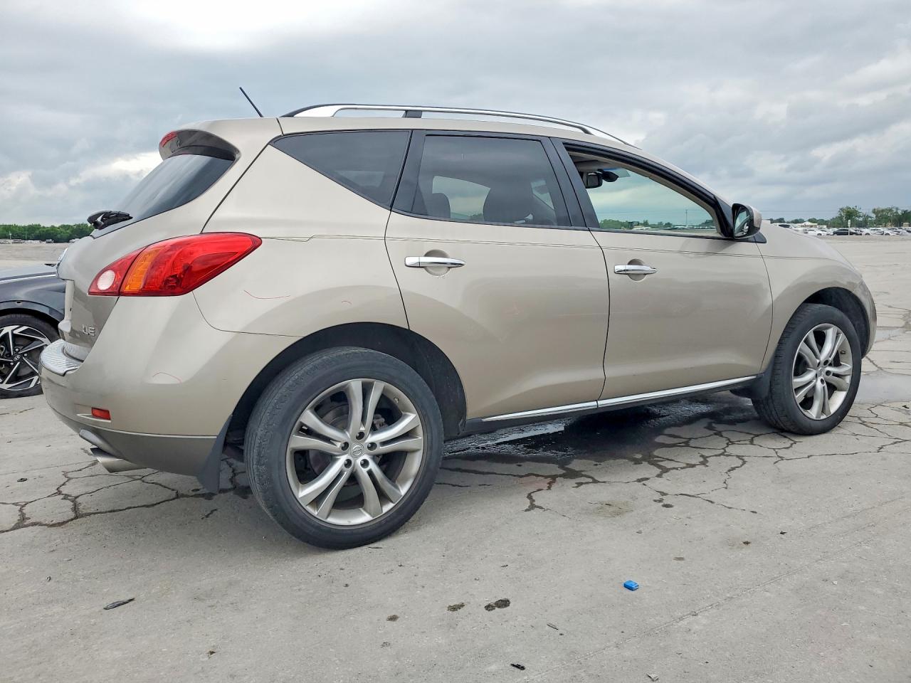 Nissan Murano S