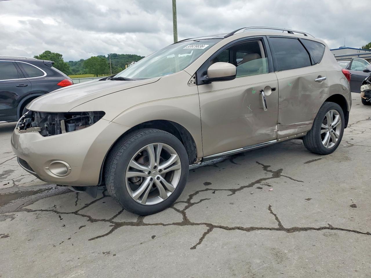 Salvage Nissan Murano Image