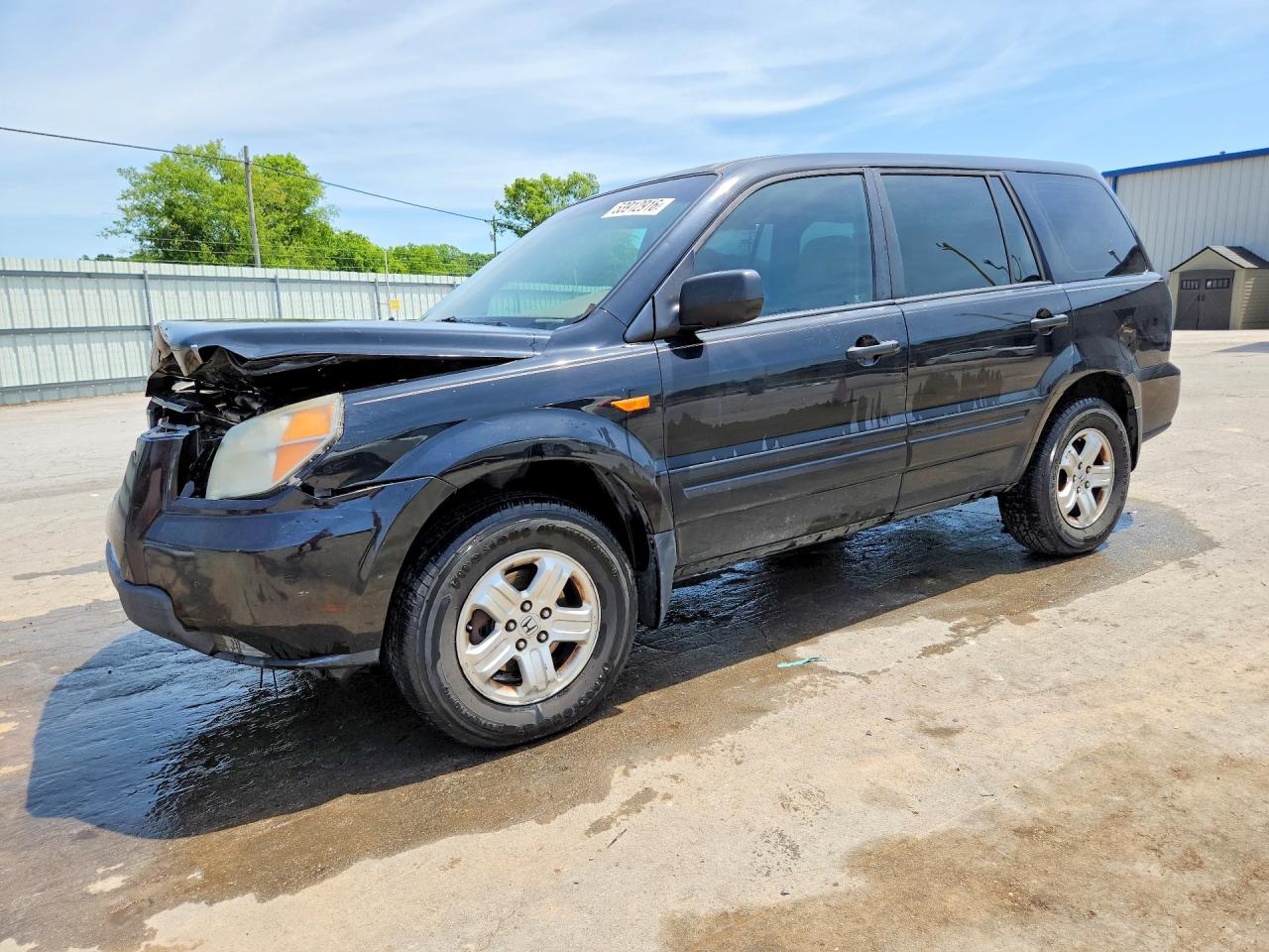 Salvage Honda Pilot Image
