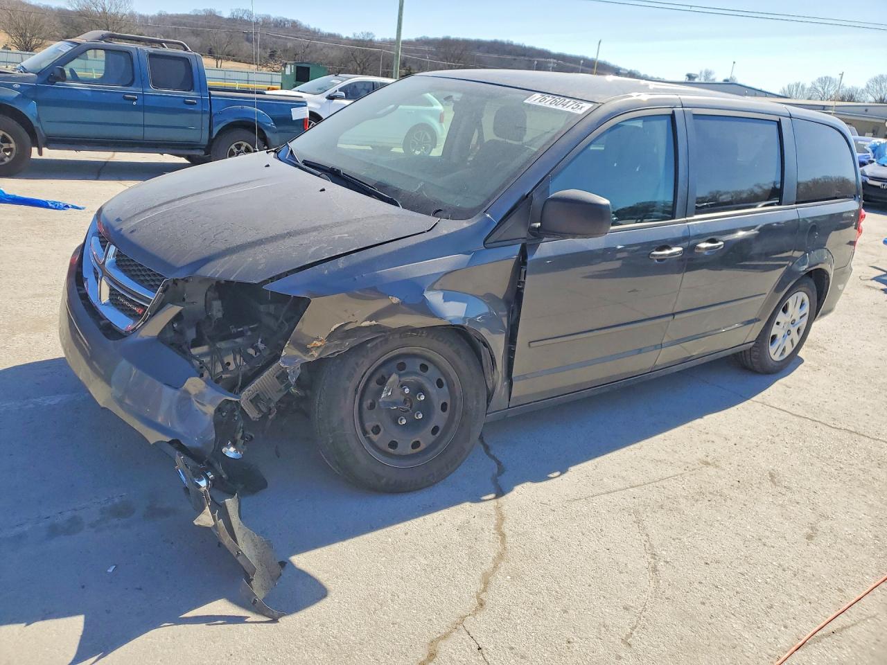 Salvage Dodge Caravan Image
