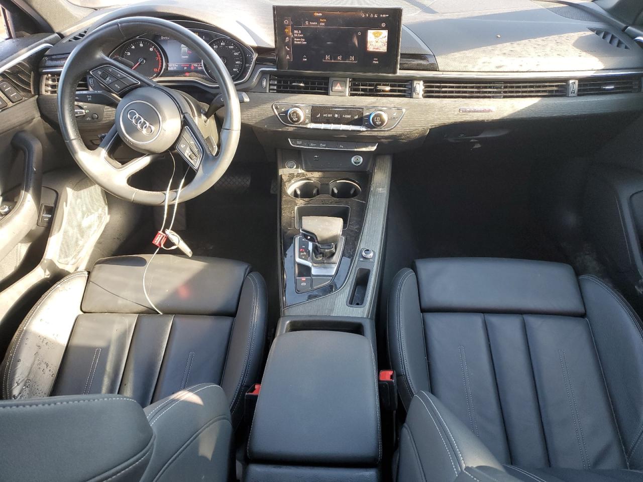 Audi A4 Premium 45