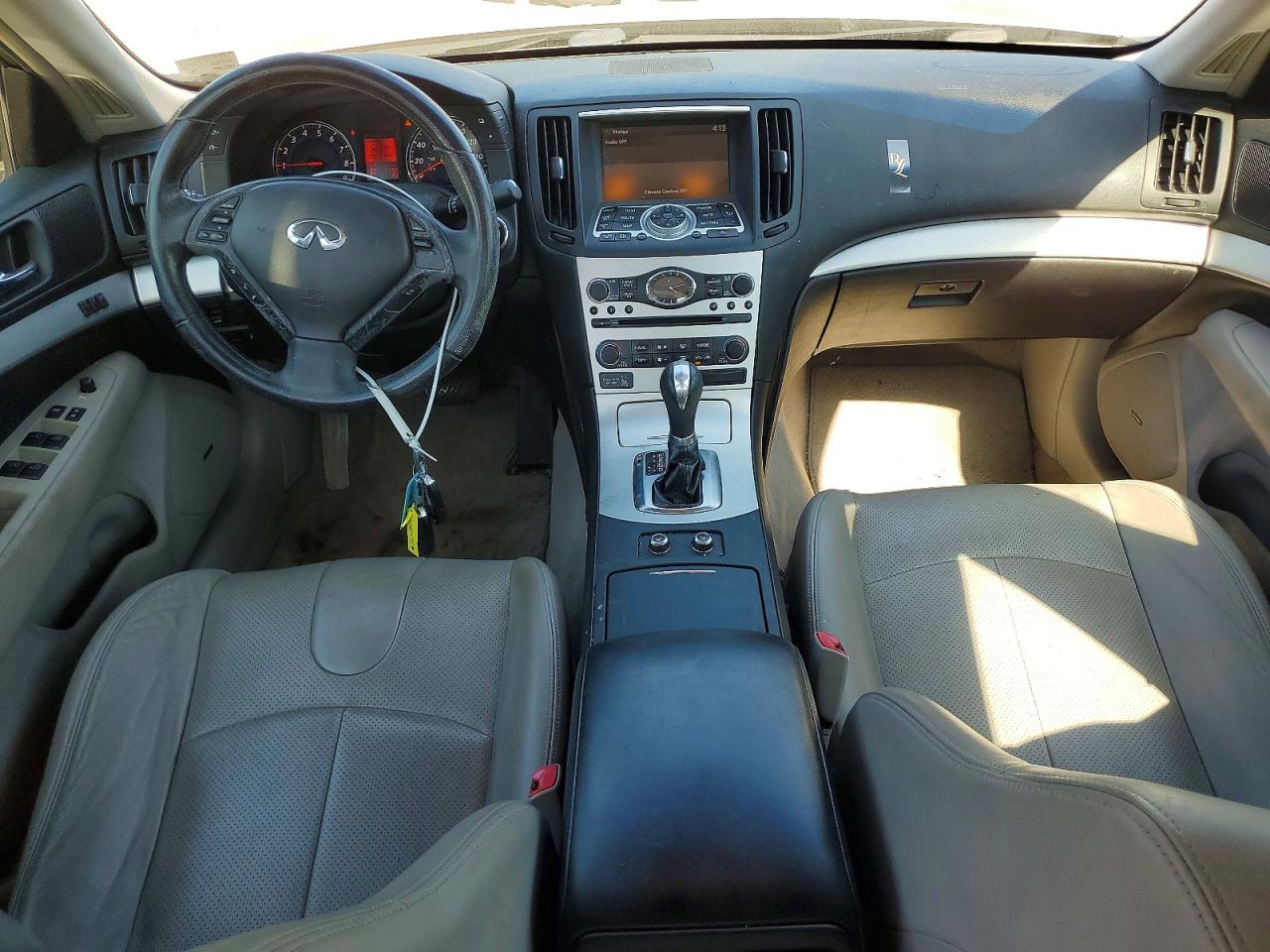 INFINITI G37 Base