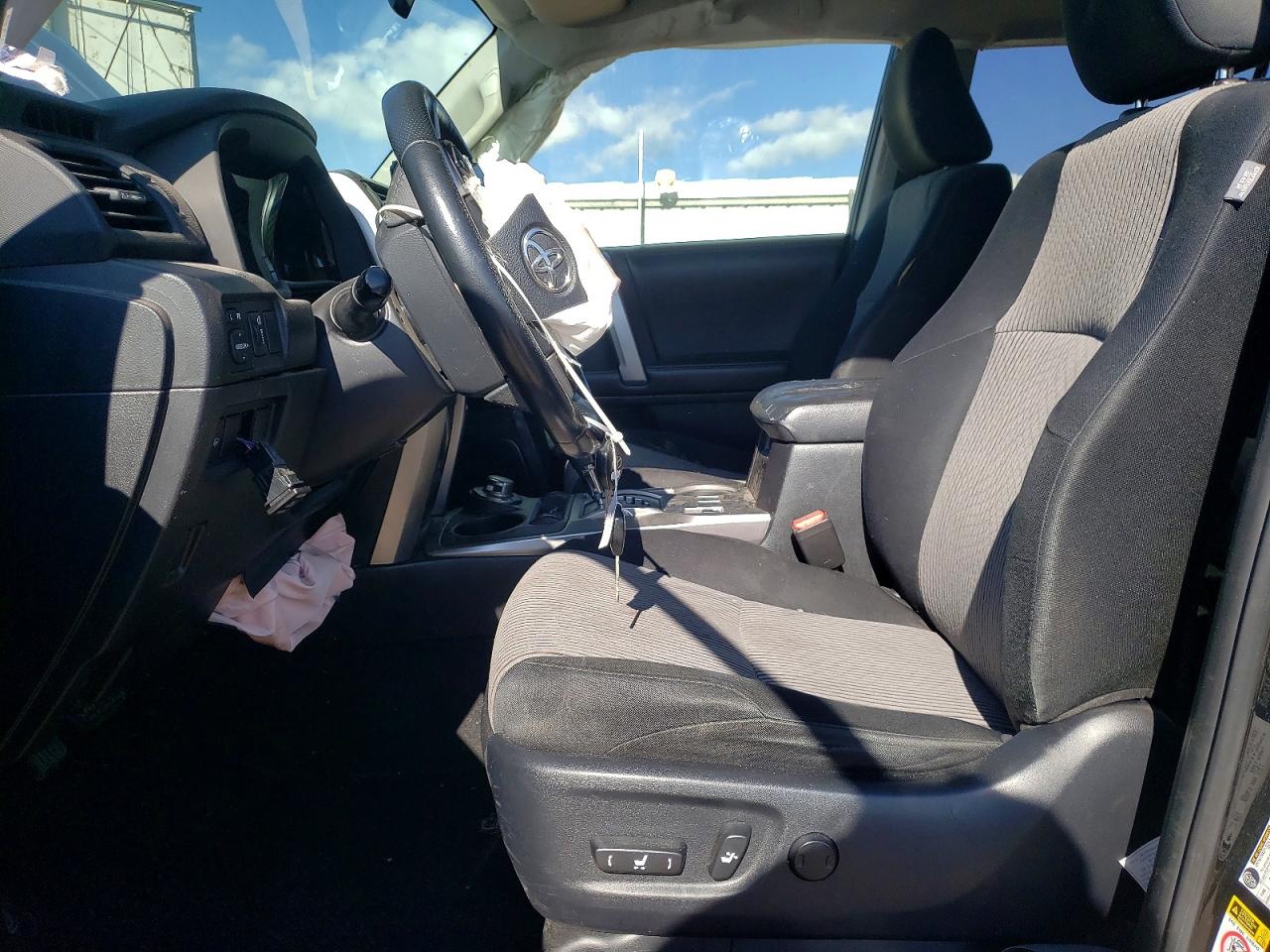 Toyota 4Runner Sr5