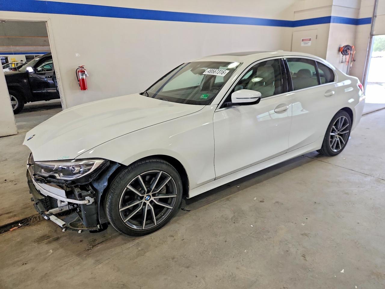 Salvage BMW 3 Series Image