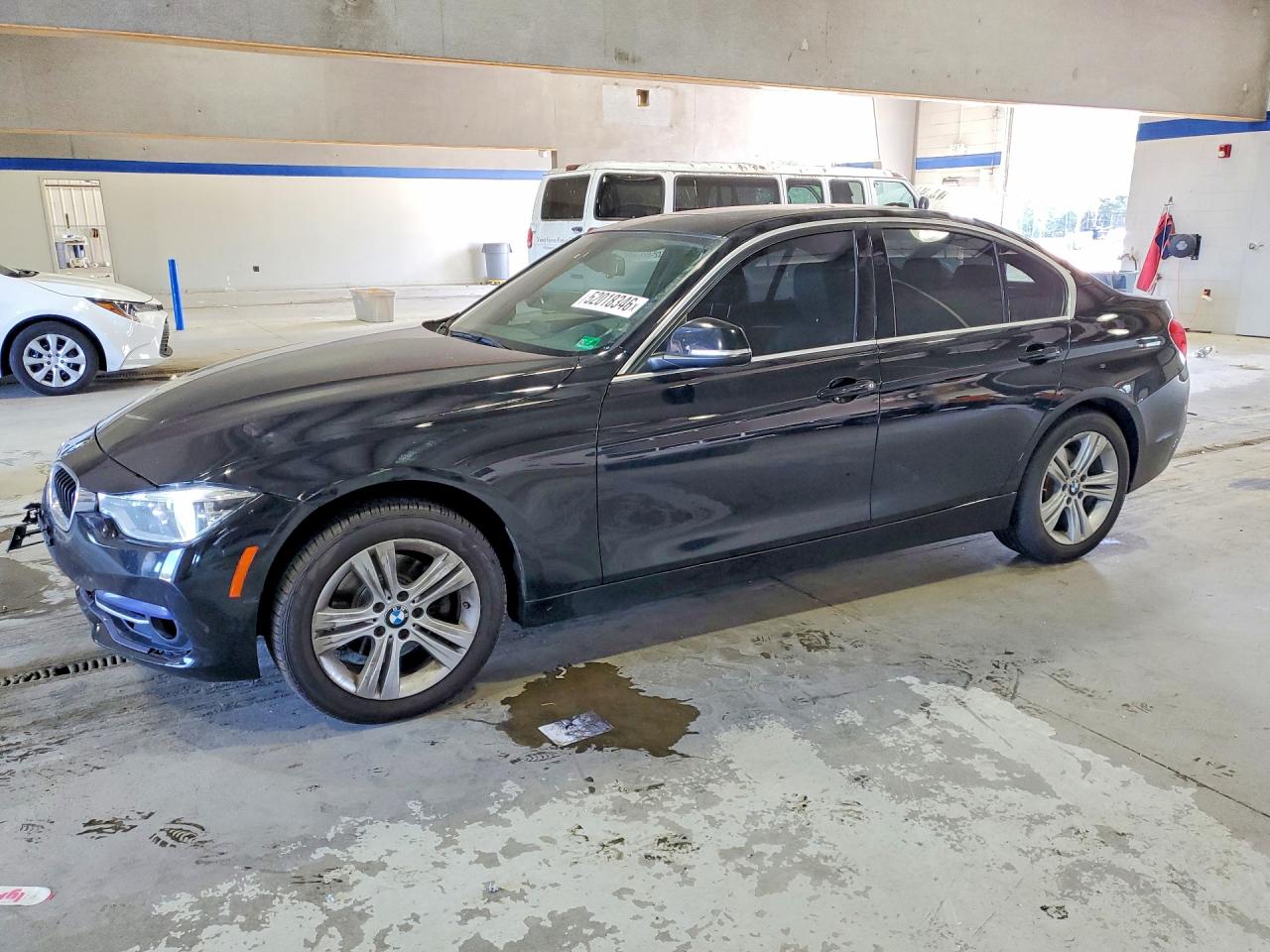 Salvage BMW 3 Series Image