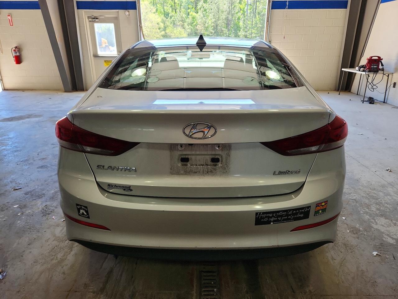 Hyundai ELANTRA Limited
