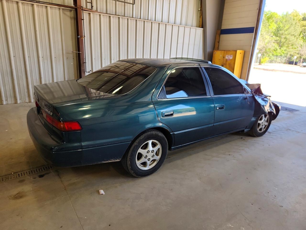 Toyota Camry Xle