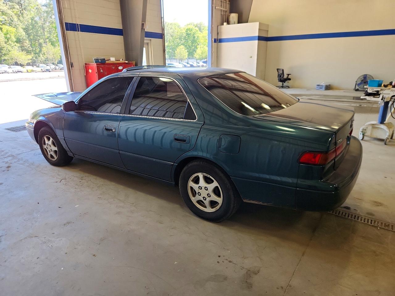 Toyota Camry Xle