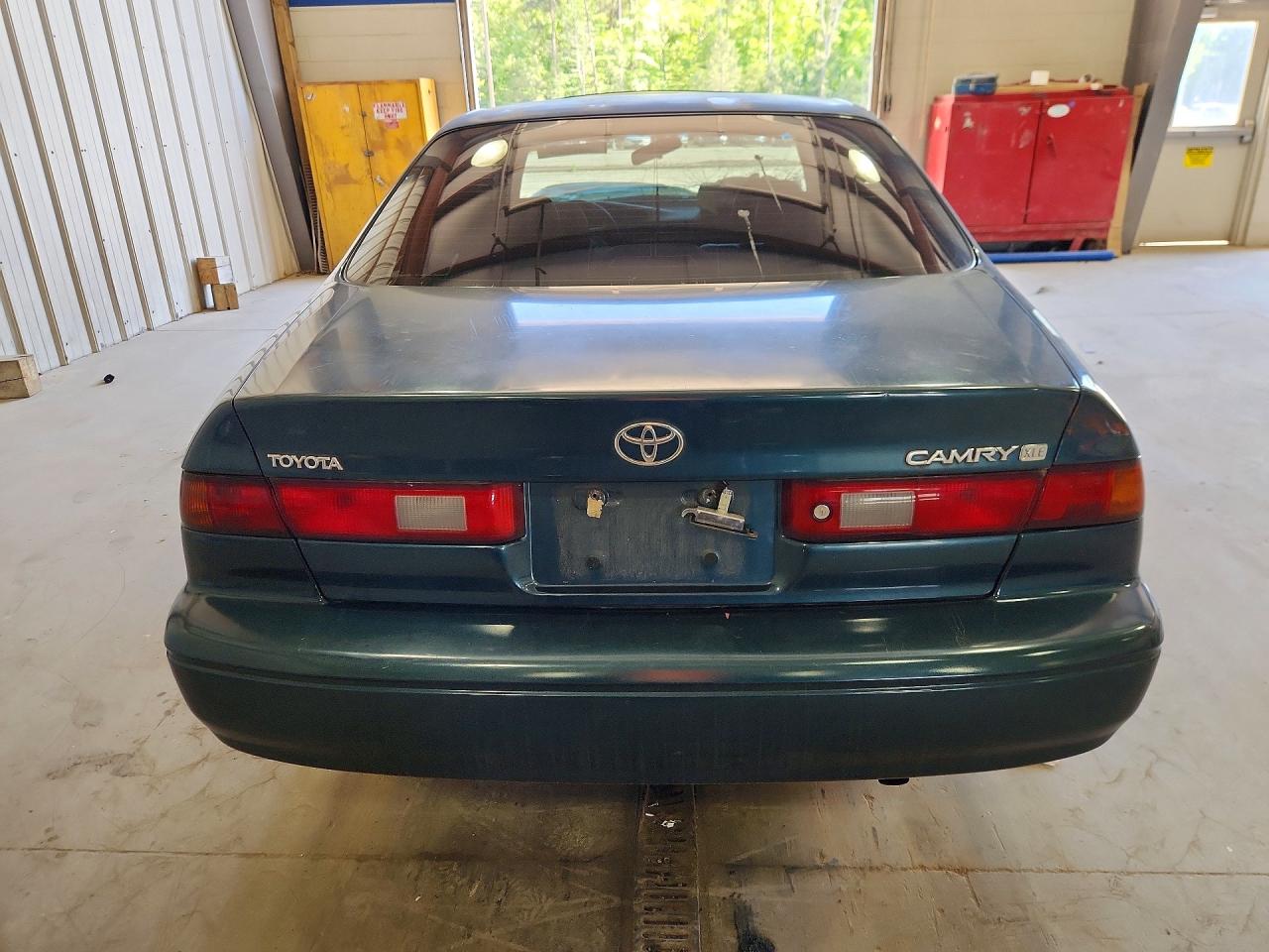Toyota Camry Xle
