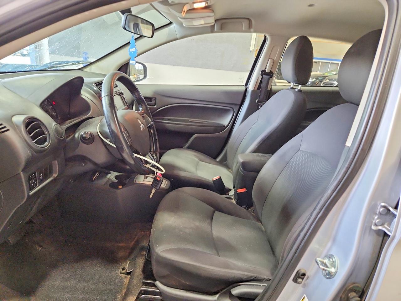 Mitsubishi Mirage G4 Es