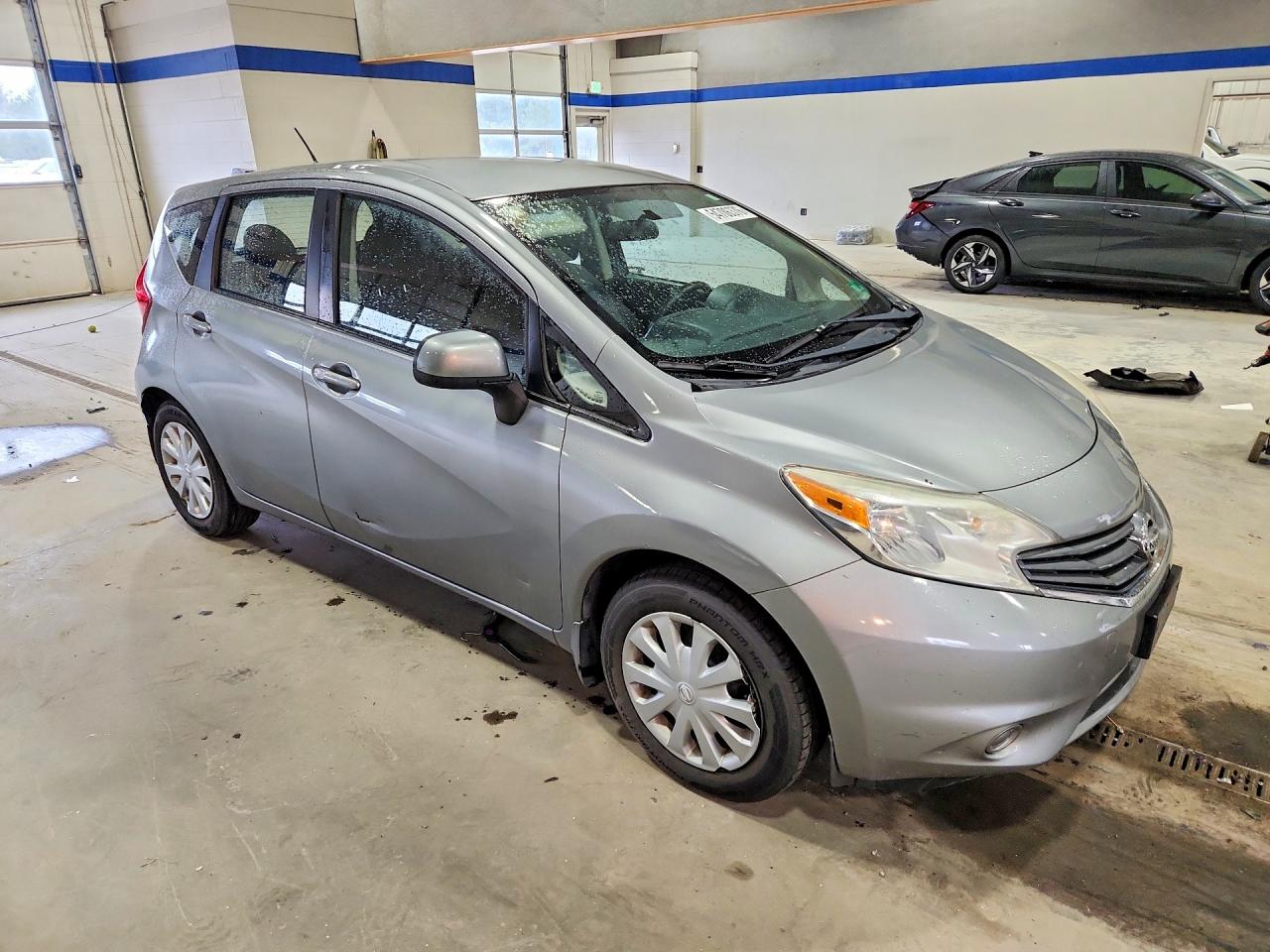 Nissan Versa Sv