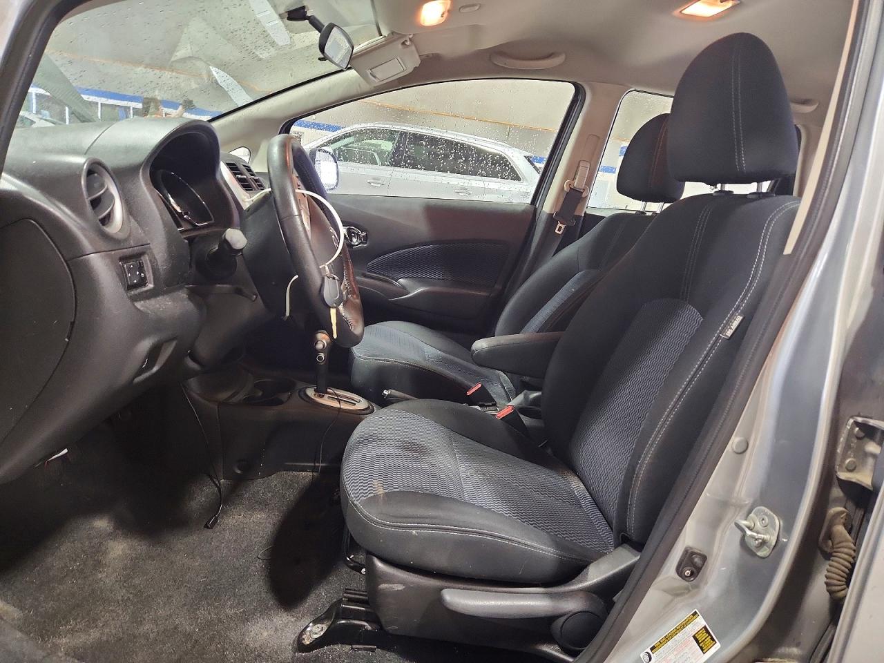 Nissan Versa Sv