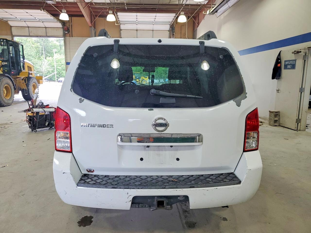 Nissan Pathfinder S