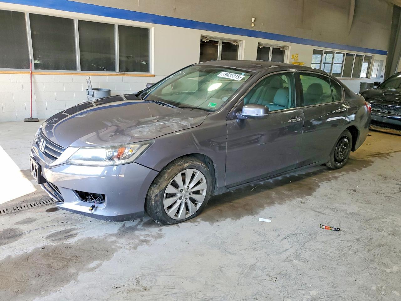 Salvage Honda Accord Image
