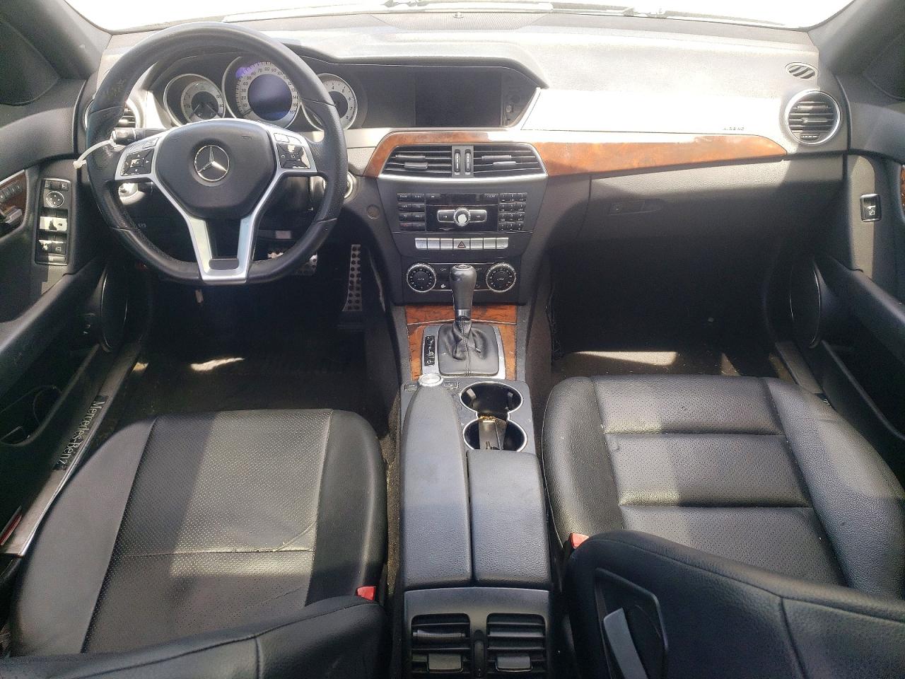 Mercedes-Benz C-Class 350