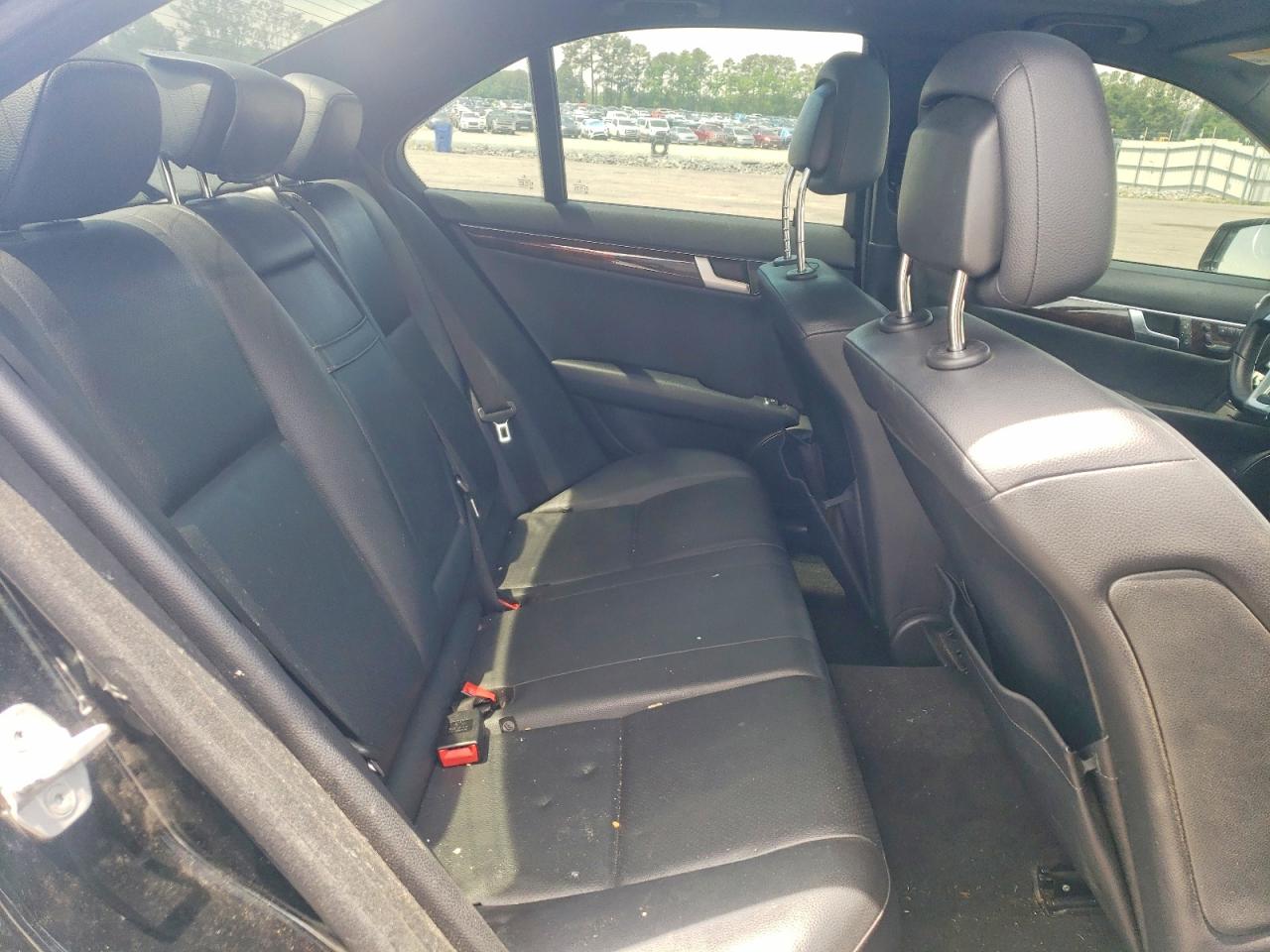 Mercedes-Benz C-Class 350
