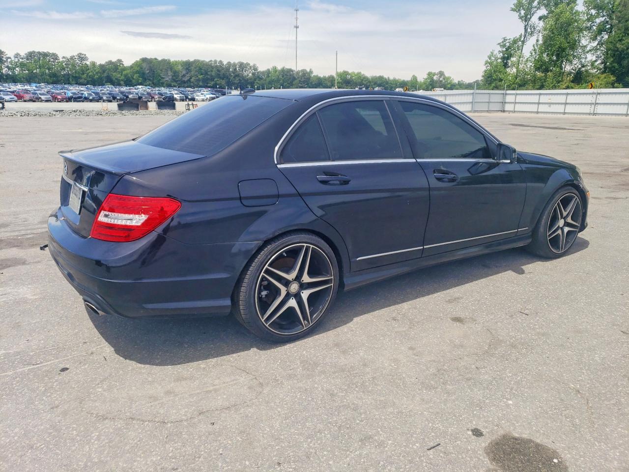 Mercedes-Benz C-Class 350