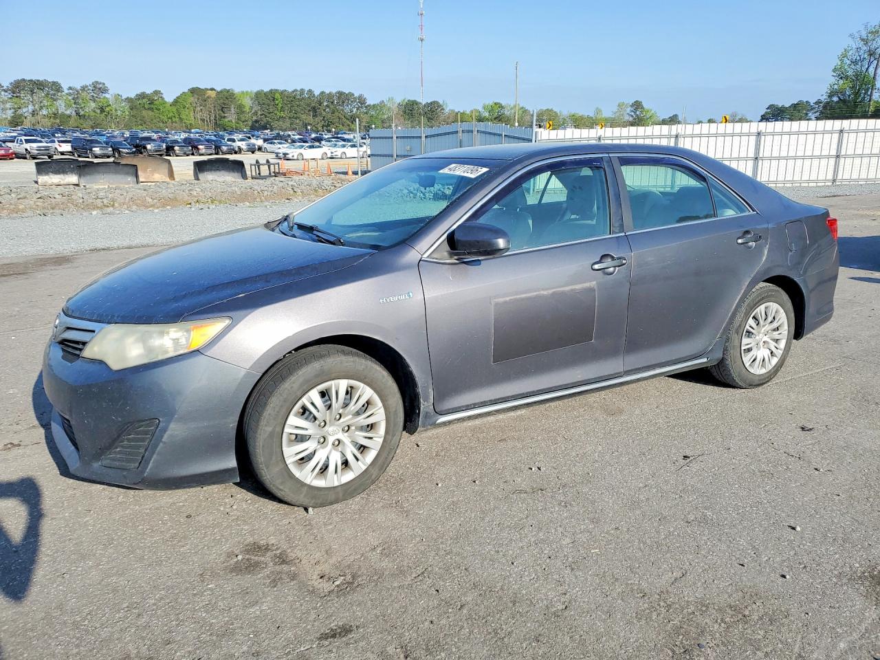 Salvage Toyota Camry Image