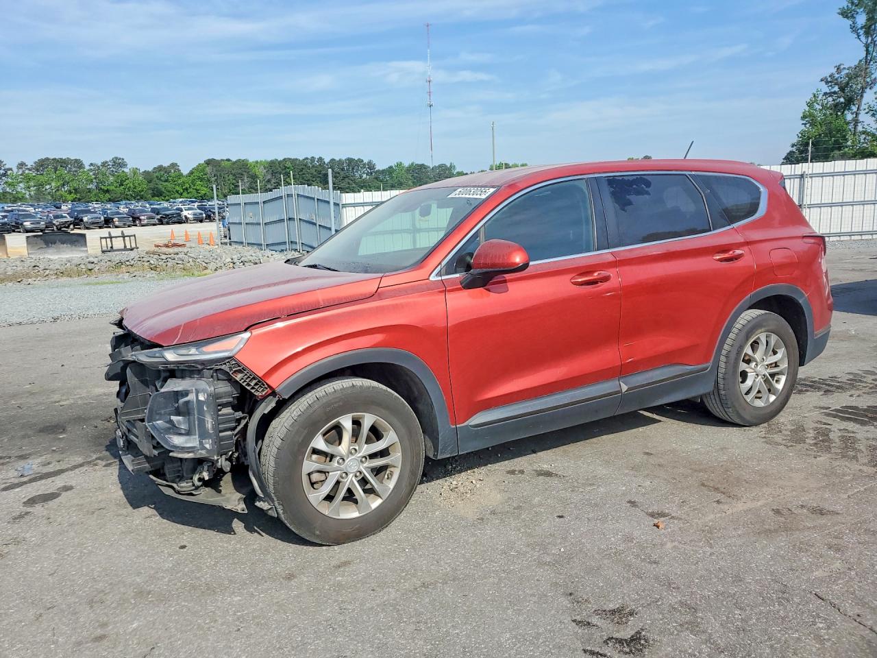 Salvage Hyundai SANTA FE Image