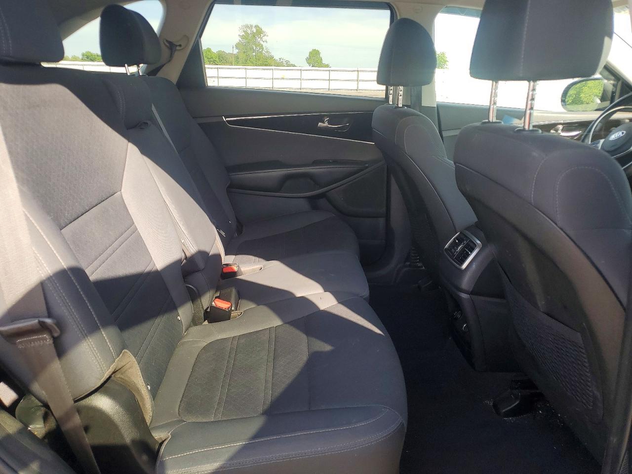 Kia Sorento S V6