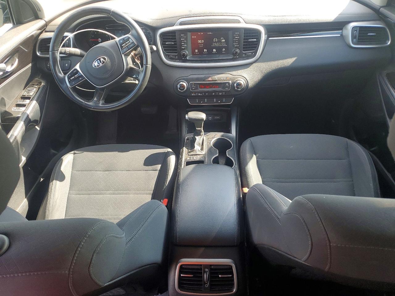 Kia Sorento S V6