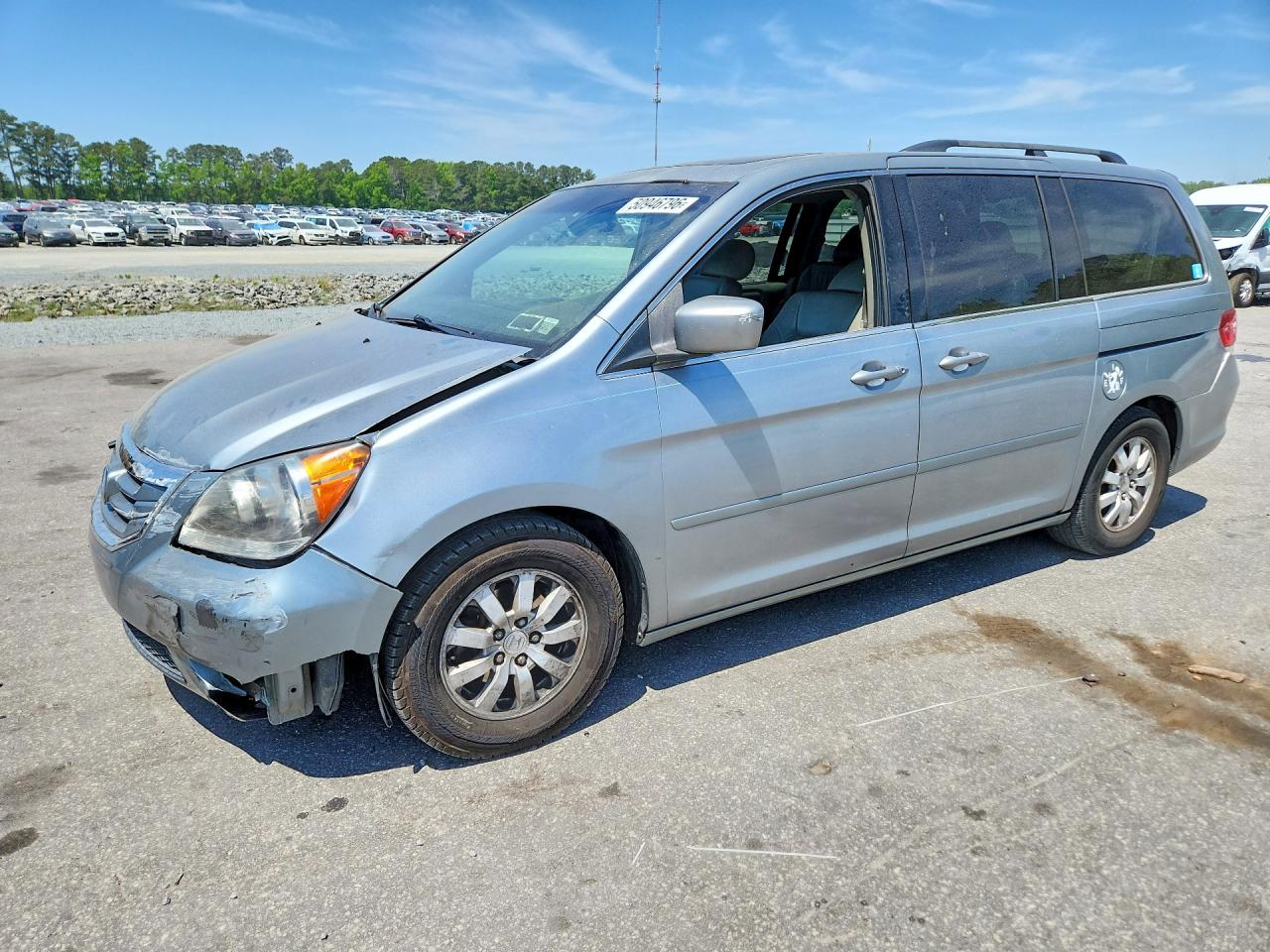 Salvage Honda Odyssey Image