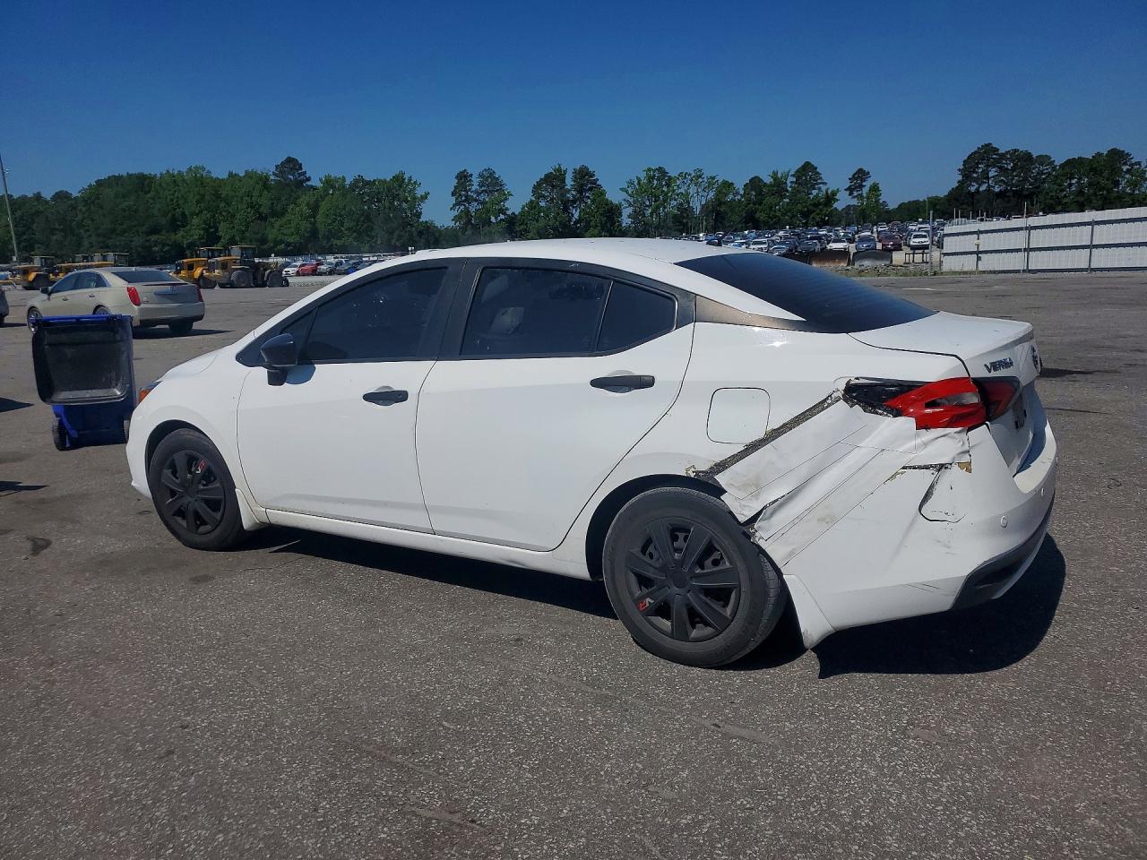 Nissan Versa S