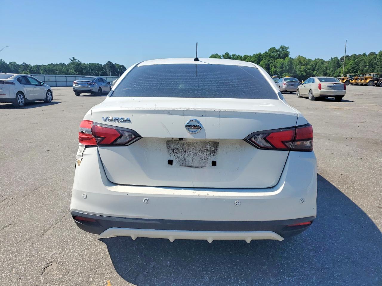 Nissan Versa S