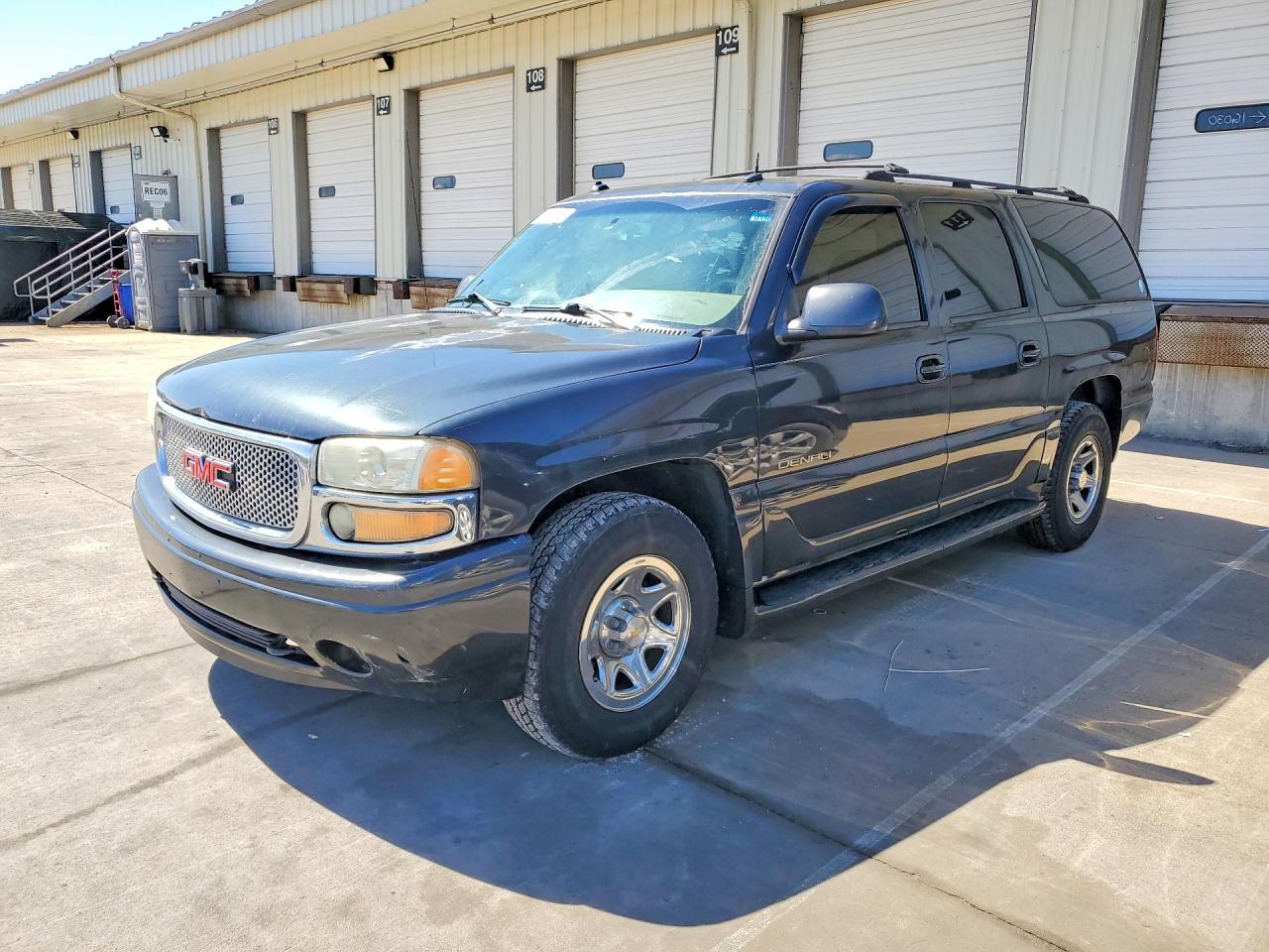 Salvage GMC Yukon Image