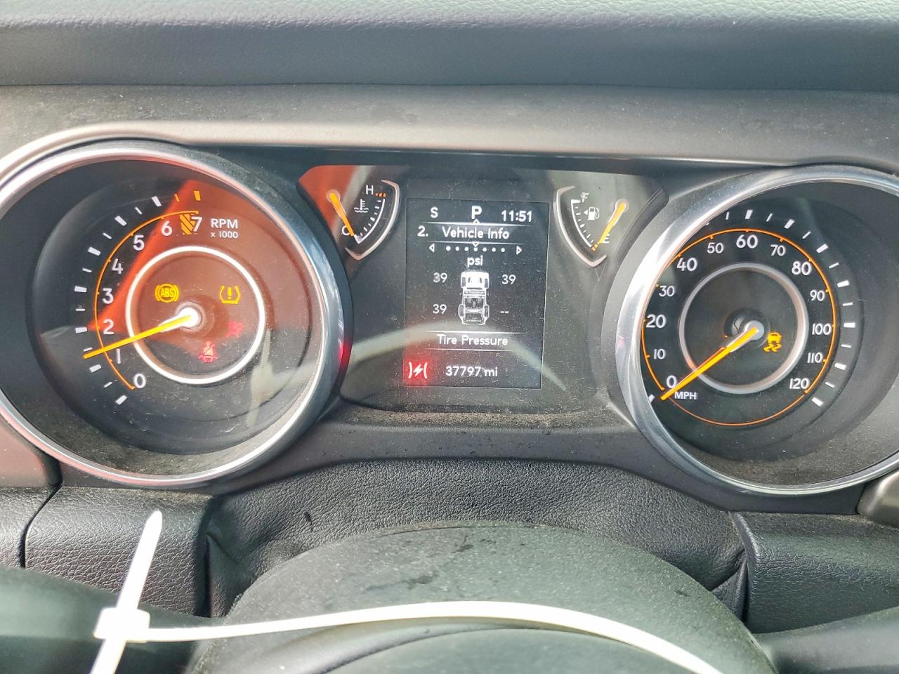 Jeep Wrangler Sport