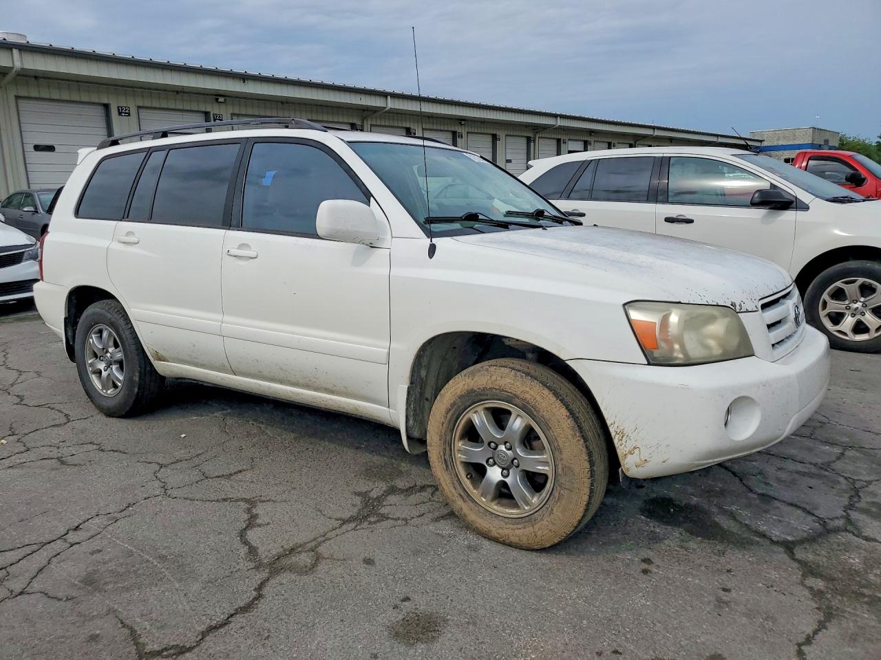 Toyota Highlander Base