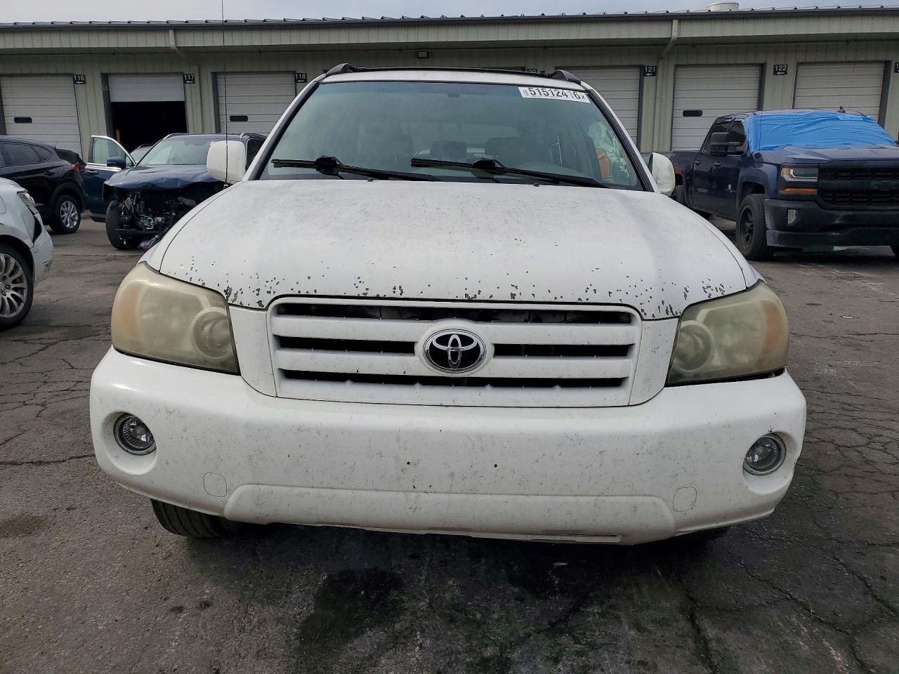 Toyota Highlander Base