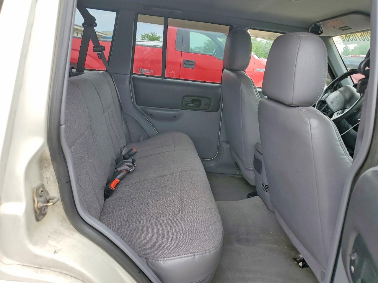 Jeep Grand Cherokee Sport