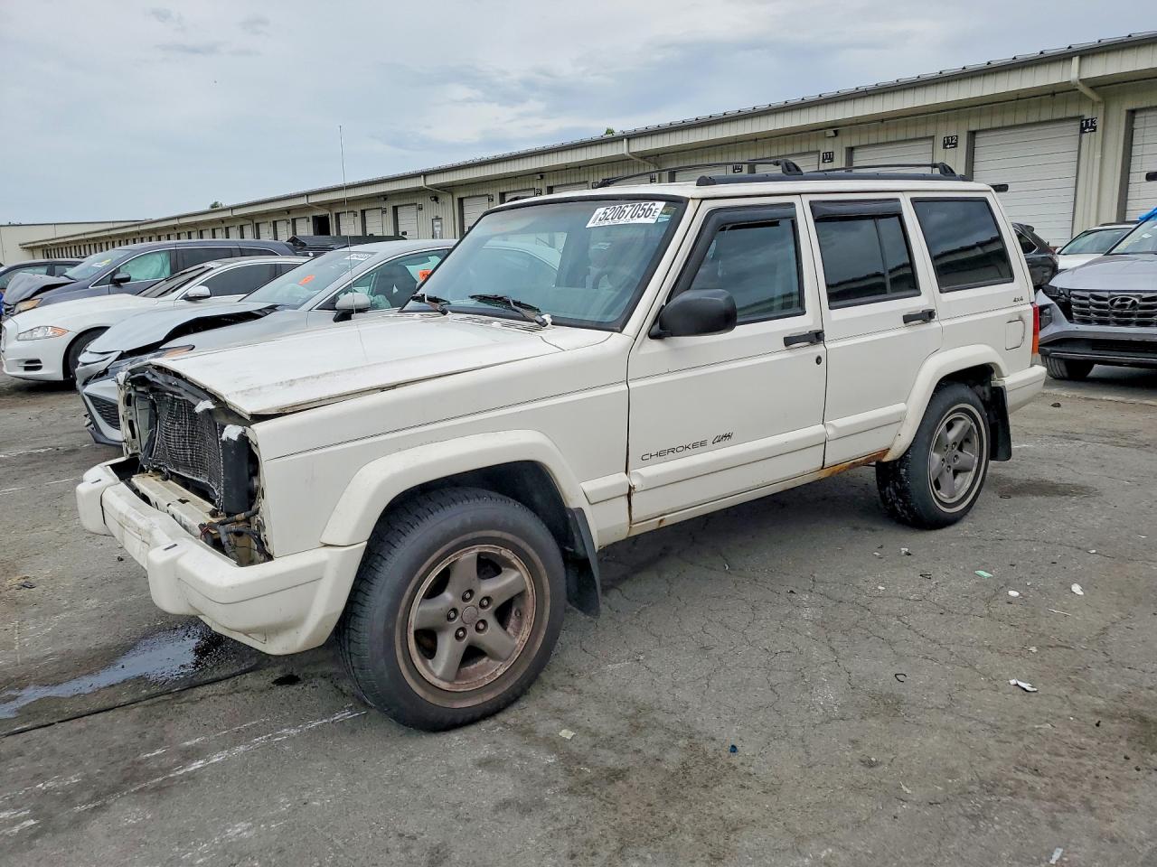 Salvage Jeep Grand Cherokee Image